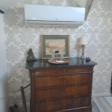 Lecarreblanc 住宿加早餐酒店